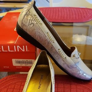8 W Gray "Badgirl" style Bellini loafers